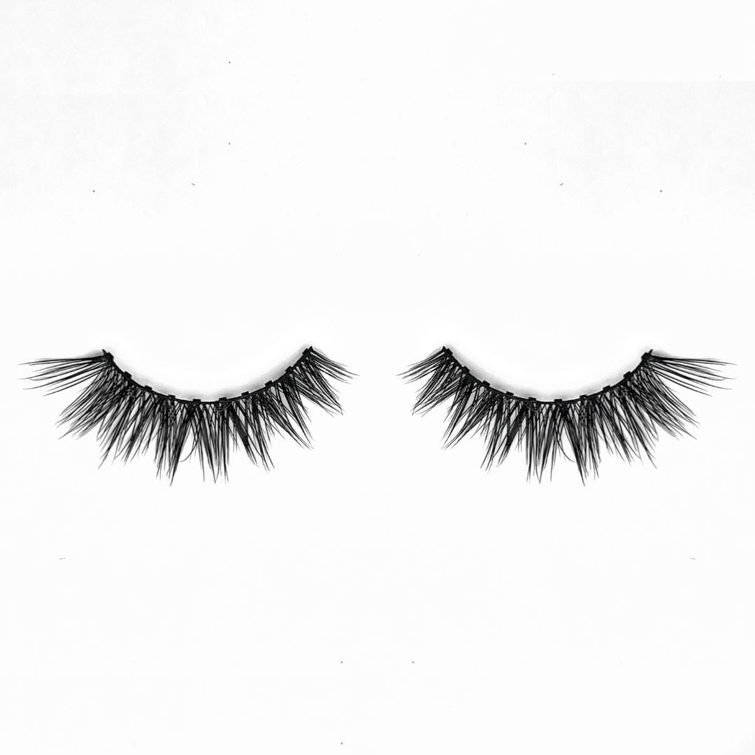 Spicy Lash - Wispy Volume Glam Magnetic Eyelashes - GlamGameBeauty.com